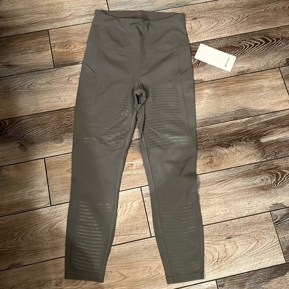 lululemon athletica Pants - NWT - Rogue Renegade Legging 25” Olive